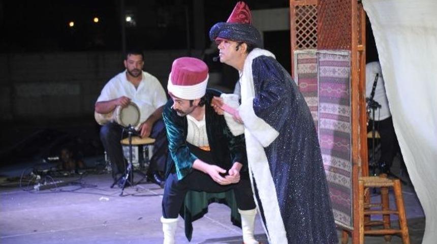 Kepez&rsquo;de Orta Oyunu B&uuml;y&uuml;k Beğeni Topladı