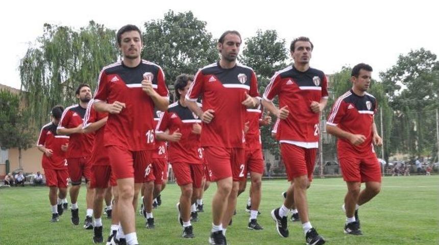 İneg&ouml;lspor Yeni Sezon Hazırlıklarına Başladı