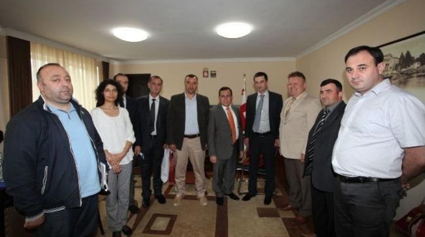 Türkiye Ve Gürcistan Ortak Havaalanından Sonra Ortak Organize Sanayi Bölgesi Kuruyor