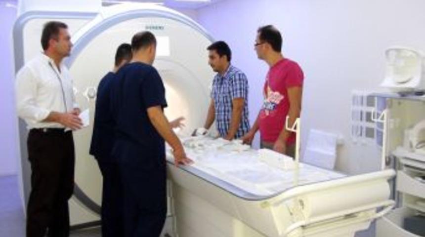 Afyonkarahisar Devlet Hastanesi'nde MR Cihazı Hizmet Vermeye Başladı