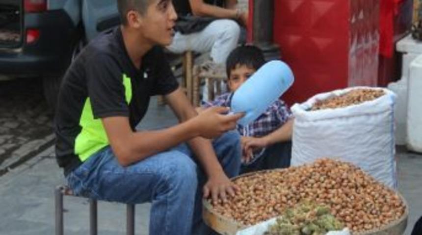 &Ccedil;otanak Tezgahta Yerini Aldı