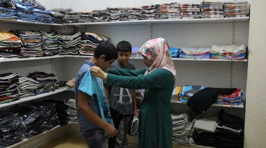 Ramazan&rsquo;da 2 Bin Aileye Giyim Ve Gıda Yardımı Yapılacak