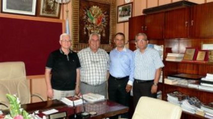 Belediye Başkan Aday Adayı’ndan Ziyaret Turu