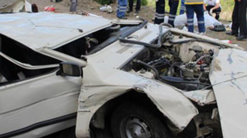 İmam ve kızı kazada hayatını kaybetti!