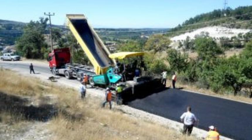 Keles'te Yenice Mahallesi Yolu Asfaltlandı