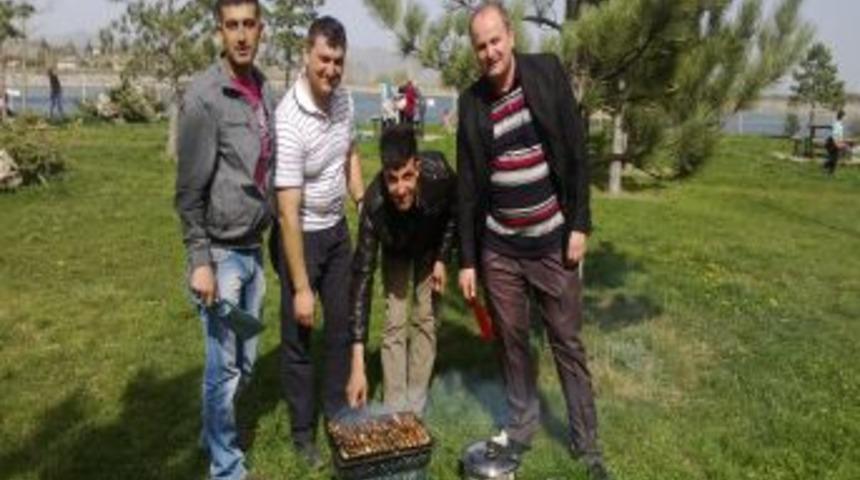 Kuğulu Park Iftarların G&ouml;zde Mekanı