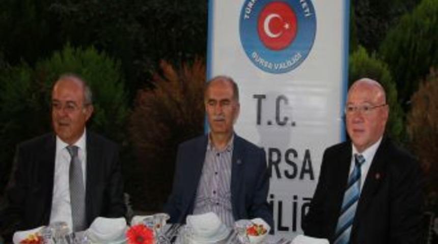 Bursa'da Romanlarla Mahallelinin Kavgasında 4 Kişi Tutuklandı