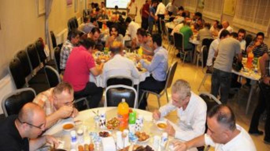 Samsun Basını G&ouml;kkuşağı Diyalog Ve Hoşg&ouml;r&uuml; K&uuml;lt&uuml;r Derneği Iftarında Buluştu