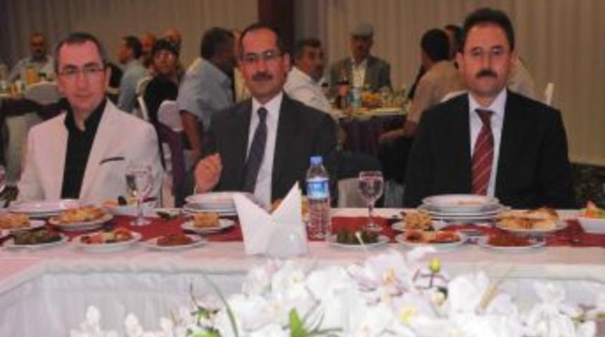 &Ccedil;orum'da 'kardeşlik' Iftarı