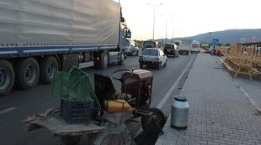 Balıkesir'de Zincirleme Kaza: 4 Yaralı