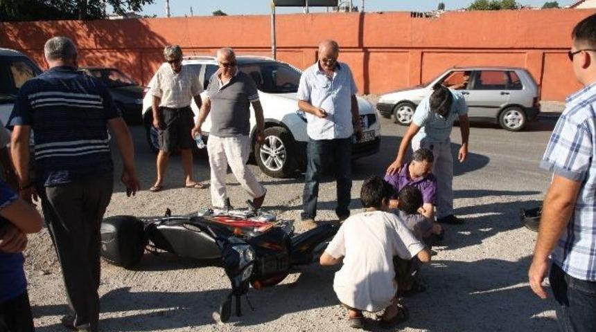 Trafik Kazasında 3 Kişi Yaralandı