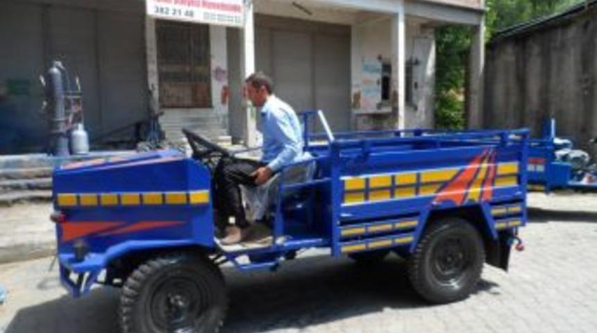 Torna ustası Pat Rover Jip imal etti