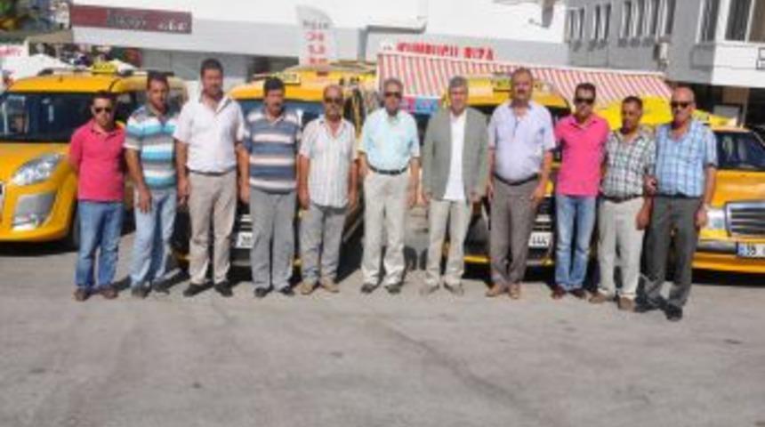 &Ccedil;eşme&rsquo;den Ala&ccedil;atı'ya &Uuml;&ccedil; Taksi G&ouml;nderilecek