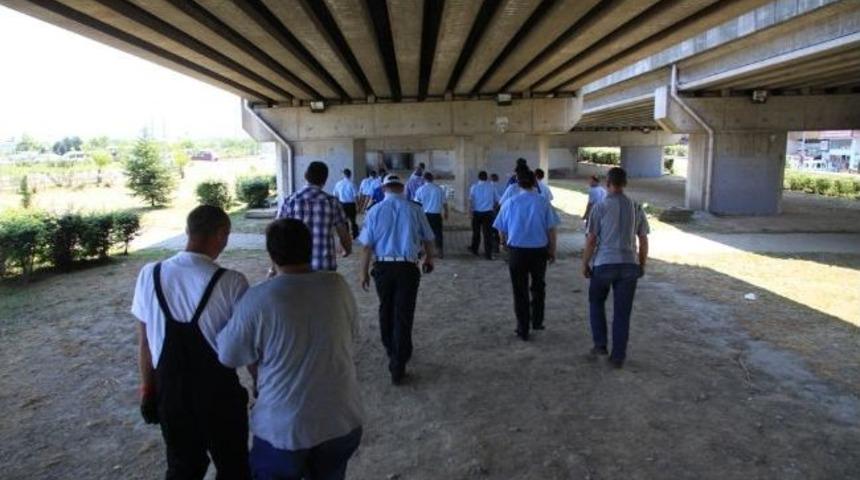 Rize Belediye Başkanı Bakırcı&rsquo;dan İşgalci Seyyar Satıcılara Uyarı