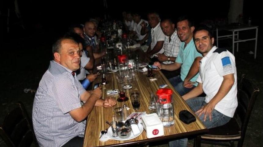 Salihli'de Eski Mezunlara Bir Araya Geldi