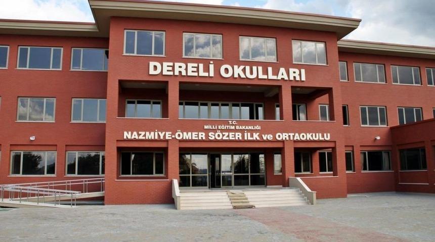 Sapanca'da Hayırseverlerin Yaptırdığı Okullar