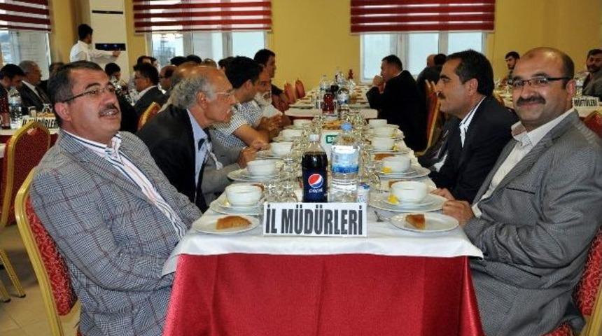 Sivas İl M&uuml;ft&uuml;l&uuml;ğ&uuml;&rsquo;nden Protokole İftar