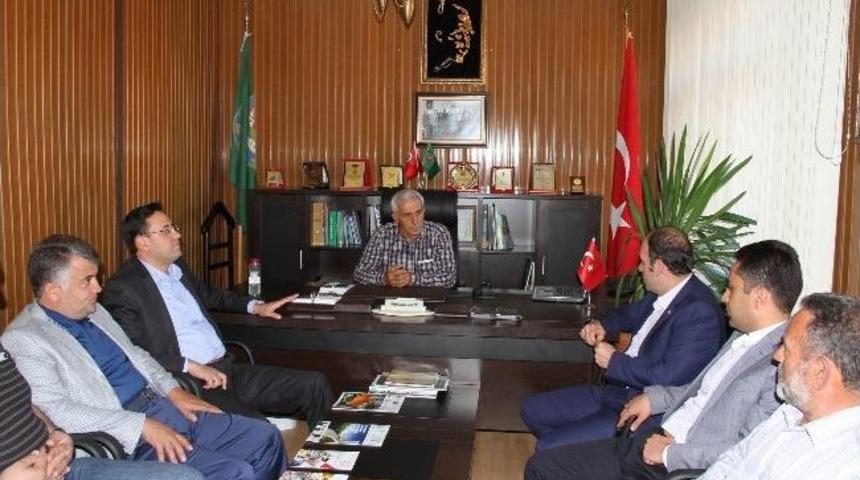 Ak Parti Milletvekillerinden Ziraat Odası Ve Muhtarlar Derneğine Ziyaret