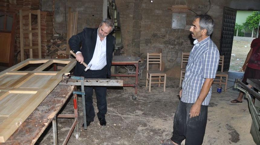 Başkan &Ouml;zgan Esnaf Gezilerini S&uuml;rd&uuml;r&uuml;yor