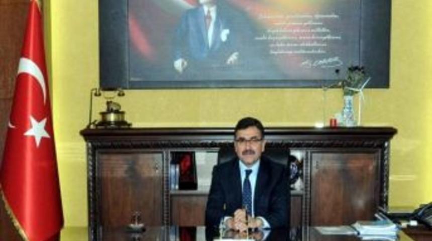 Vali Ahmet Turhan Basın Bayramını Kutladı