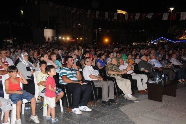 Hafız Bilgin Manisalıları Mest Etti