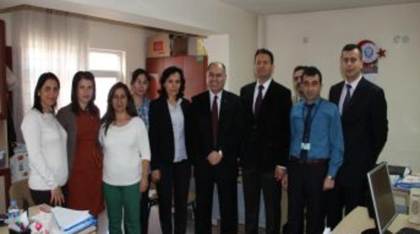 Kavaklıoğlu'ndan M&uuml;d&uuml;rl&uuml;k Ziyareti