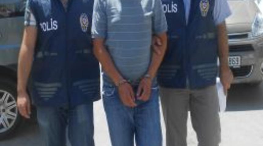 İzmir'deki Cinayetin Zanlısı Tutuklandı