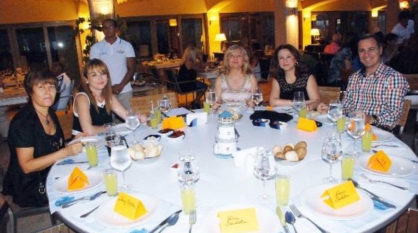 Yardımsevenler Derneği Didim Şubesi İftar Yemeğinde Bir Araya Geldi