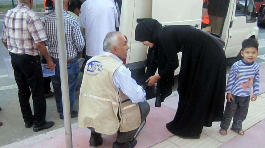 Kimse Yok Mu Sığınmacılara El Uzatıyor