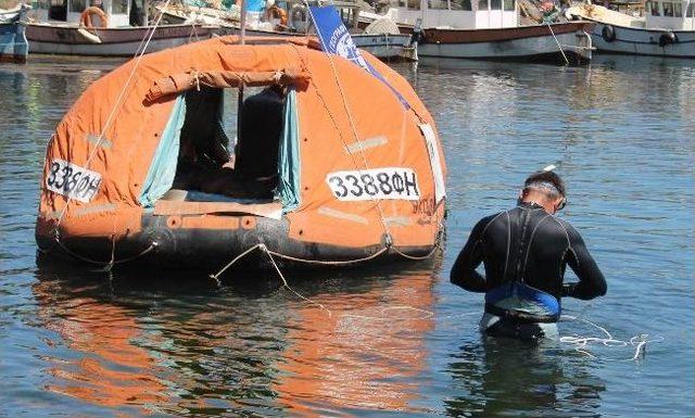 Rus Fotoğrafçı, Karadeniz’i Yüzerek Geçecek