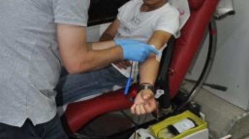 Ramazan Ayında, Kızılay Kan Merkezleri İftardan Sonra Da &Ccedil;alışacak