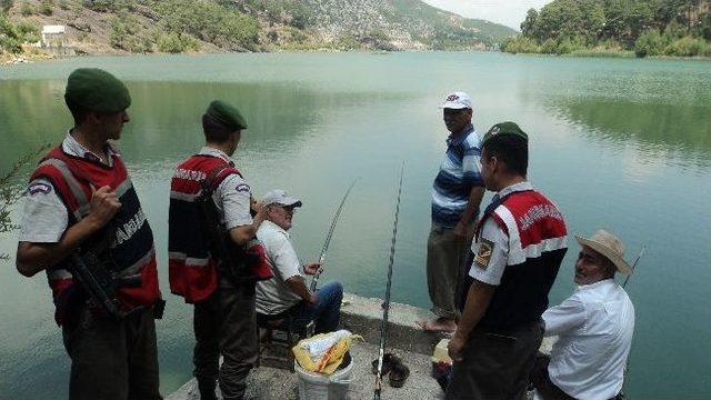 Jandarmadan Suda Boğulma Ve Orman Yangını Uyarısı