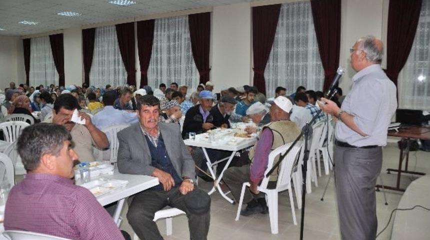 Başkan İ&ccedil;a Orucunu Halk İftarında A&ccedil;tı