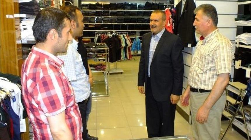 Ak Partili Kayat&uuml;rk Sanat Sokağı&rsquo;nda Halkla Bir Araya Geldi