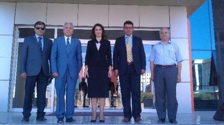 İzmir'in Sağlık Teknoparkı'na 100 Milyon Tl Katkı