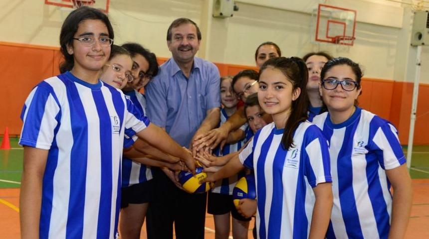 Yaz Okulu &Ouml;ğrencileri 1 Ağustos'ta Sertifikalarını Alacak