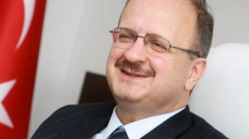 Rekt&ouml;r Akhan, Basının Bayramını Kutladı