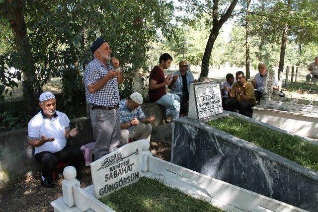 Necdet Güngörsün Dualarla Anıldı