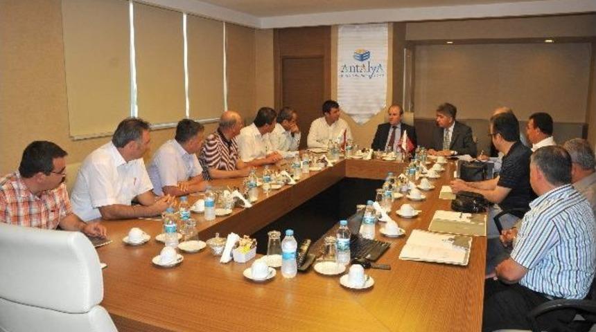 Kumluca Organize Sanayi B&ouml;lgesi M&uuml;teşebbis Heyeti Toplantısı Yapıldı