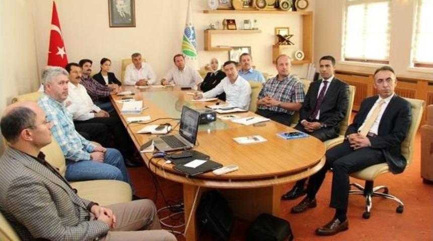 B&uuml;y&uuml;kşehir Belediyesi'nin &Ccedil;alışmalarıyla İlgili Bilgilendirme Toplantısı Ger&ccedil;ekleştirildi