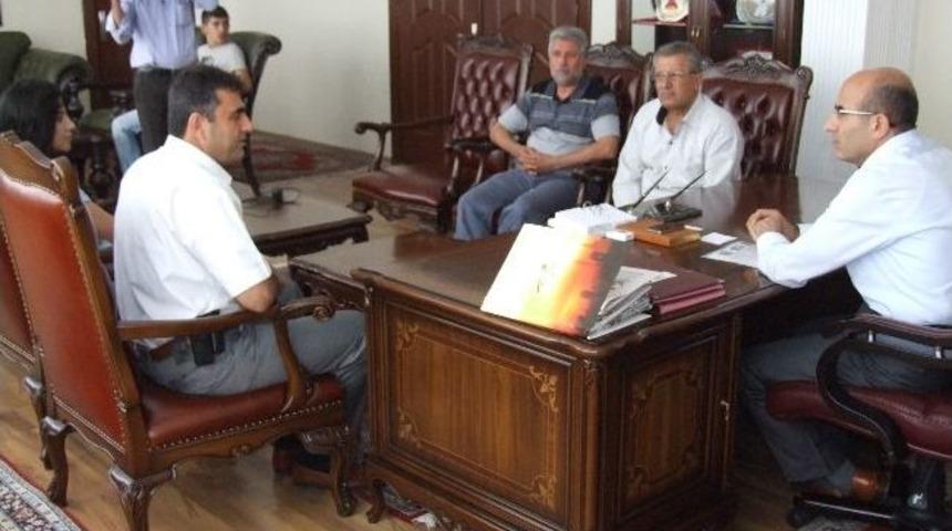 Umut Işığı Derneğinden Vali Demirtaş&rsquo;a Ziyaret