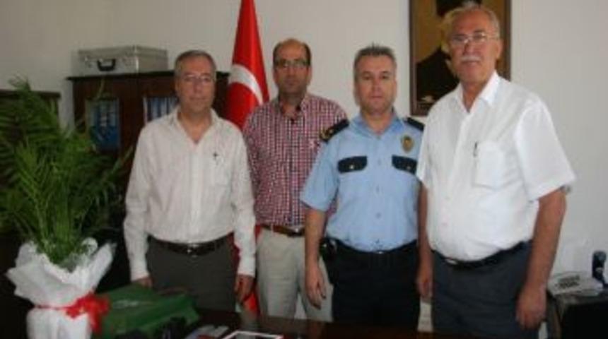 Başkan Akova Yeni Emniyet M&uuml;d&uuml;r&uuml;n&uuml; Makamında Ziyaret Etti