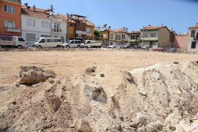 Uşak’a 90 Araçlık Yeni Otopark