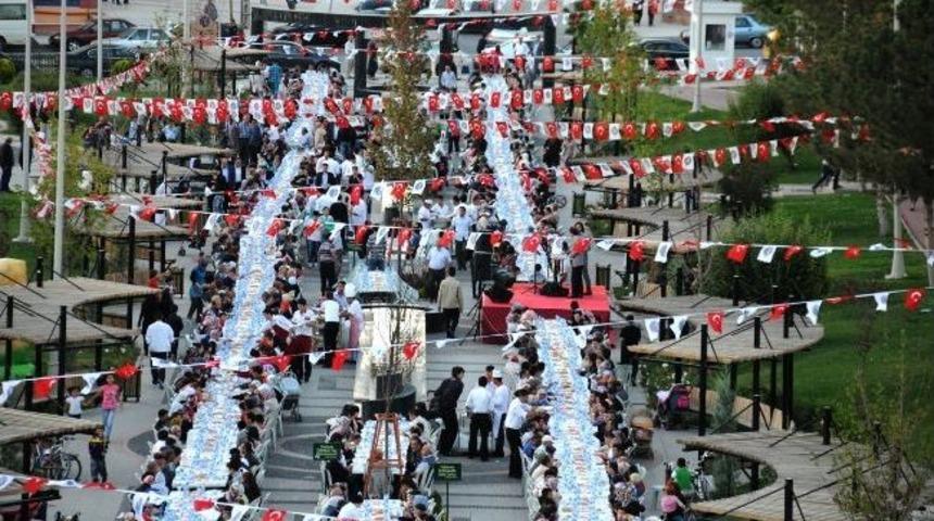 Çorum Belediyesi’nden Halk İftarı