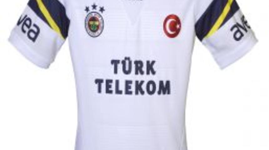 Fenerbah&ccedil;e'nin Yeni Sezon Formaları Satışta