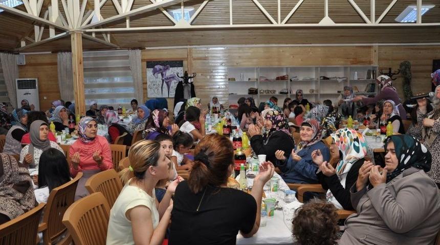 Sincanlı Hanımlara Birlik Iftarı