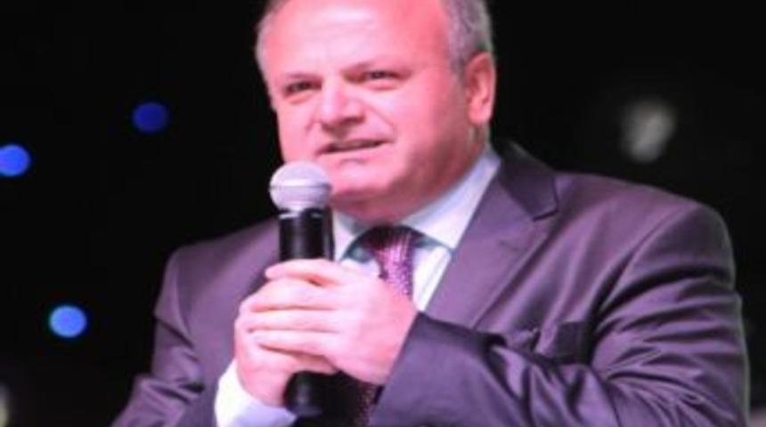 Vali &Ouml;zdemir &Ccedil;akacak Basın Bayramı Mesajı Yayınladı