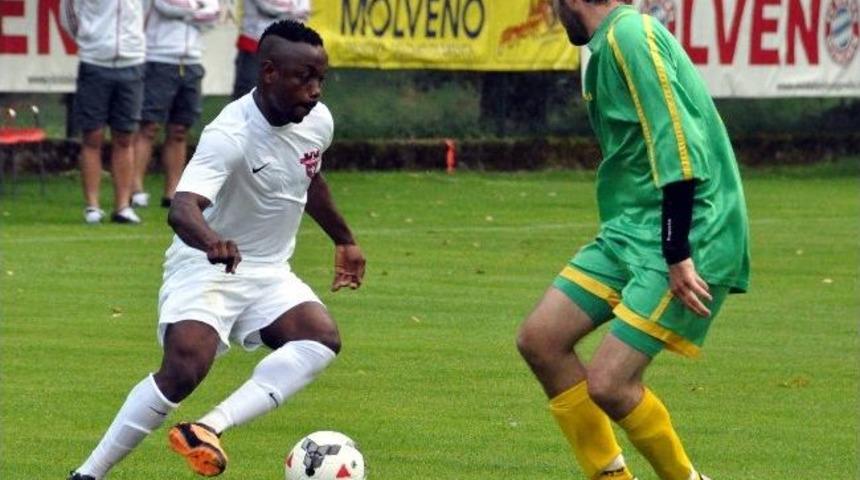 Gaziantepspor Hazırlık Ma&ccedil;ında Rakibini 15-0 Mağlup Etti