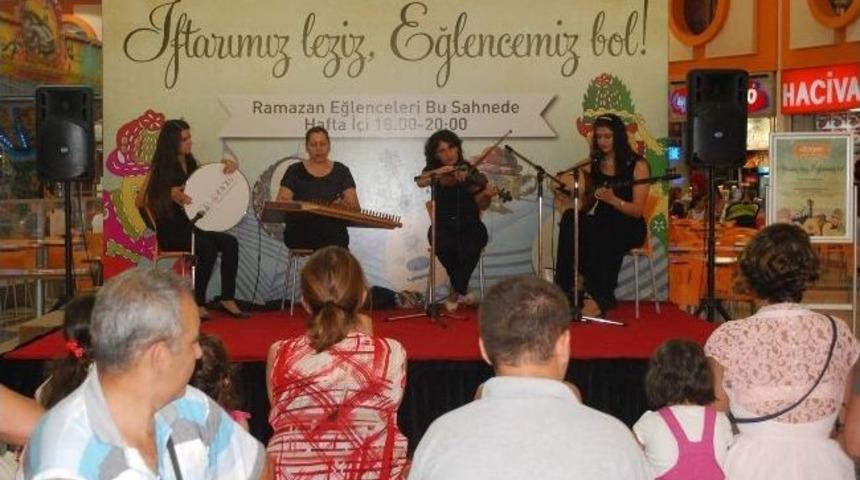 Deepo&rsquo;da Canlı Fasıl İzleyenlere G&uuml;zel Bir Akşam Yaşattı