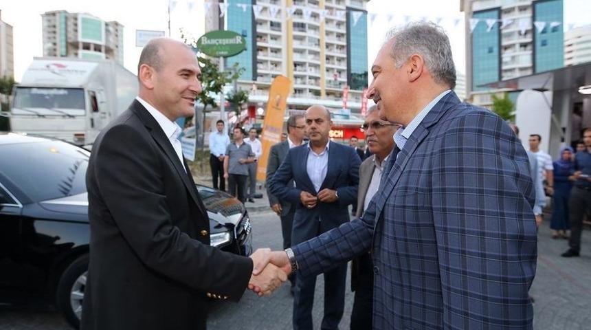 S&uuml;leyman Soylu, Bah&ccedil;eşehirlilerle Iftarda Buluştu